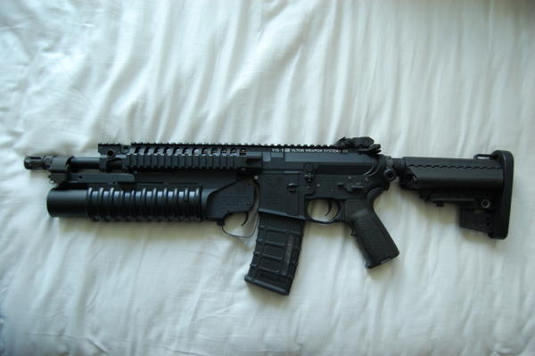 VLTOR M4K w/ custom 12.5" Barrel, Magpul MIAD. PMAG, VLTOR Clubfoot Stock, M203 Short.