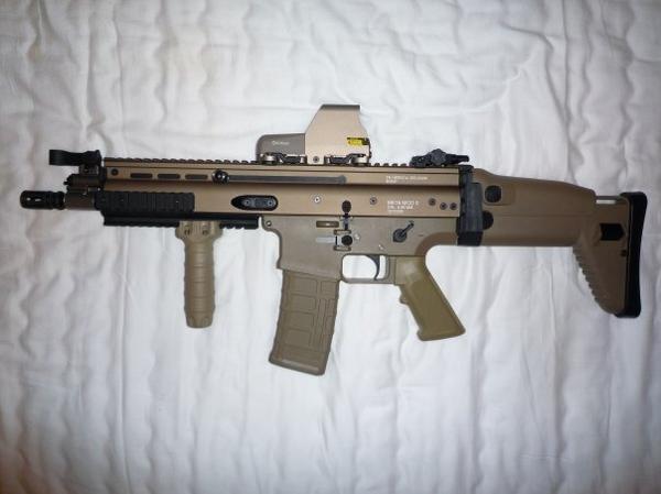 VFC FN Scar L with EOTech 553 Tan and PMAG.